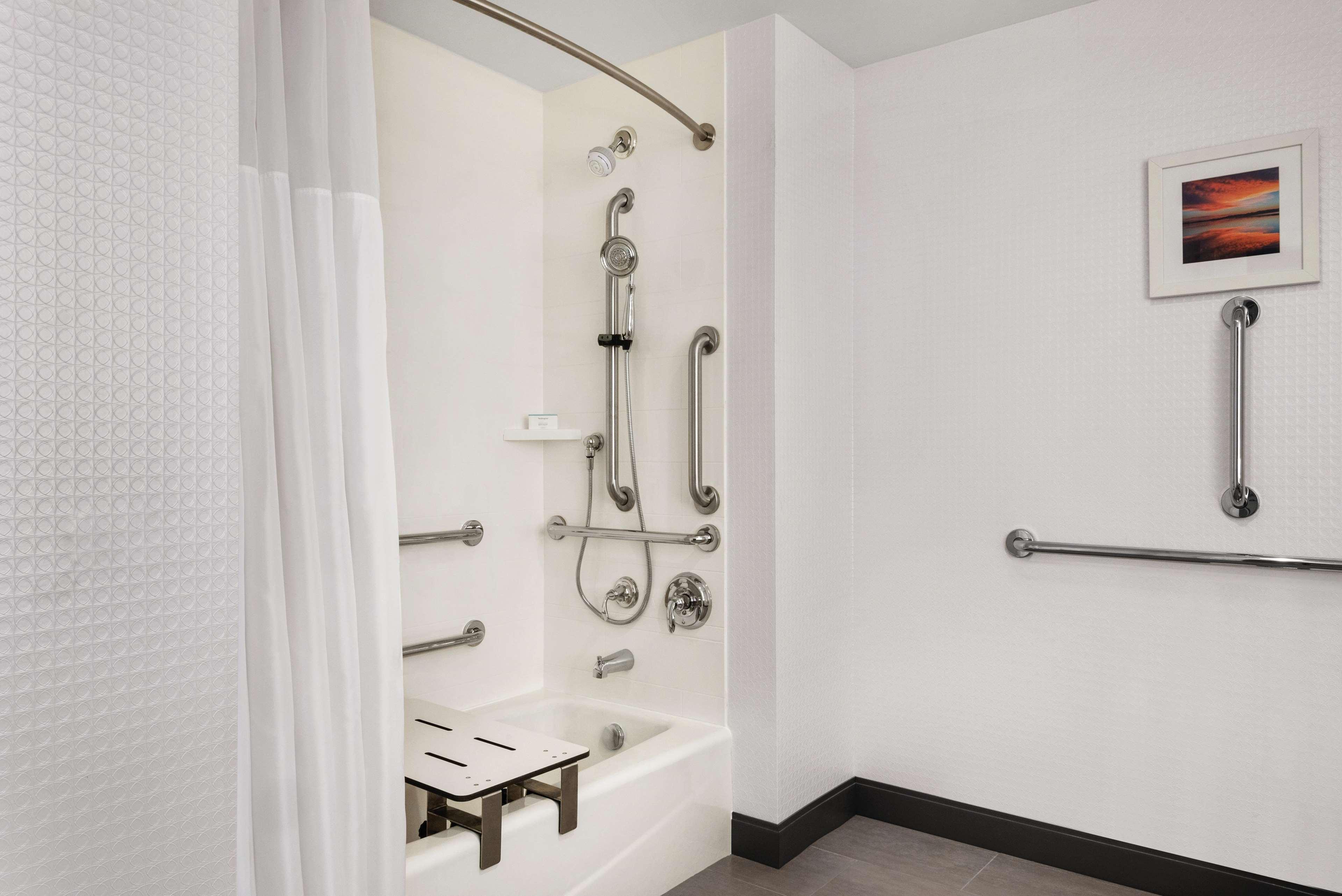 Hampton Inn Brooklyn Park Eksteriør bilde
